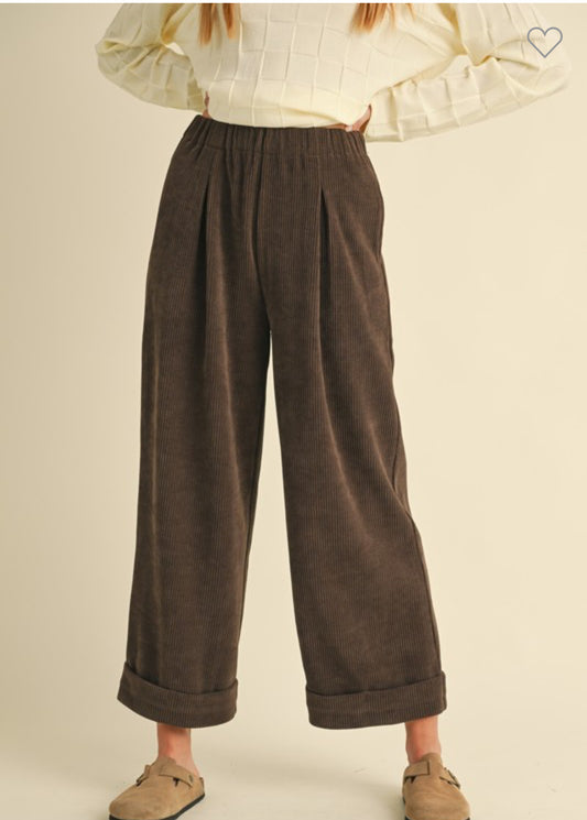 Pleated Corduroy Pant