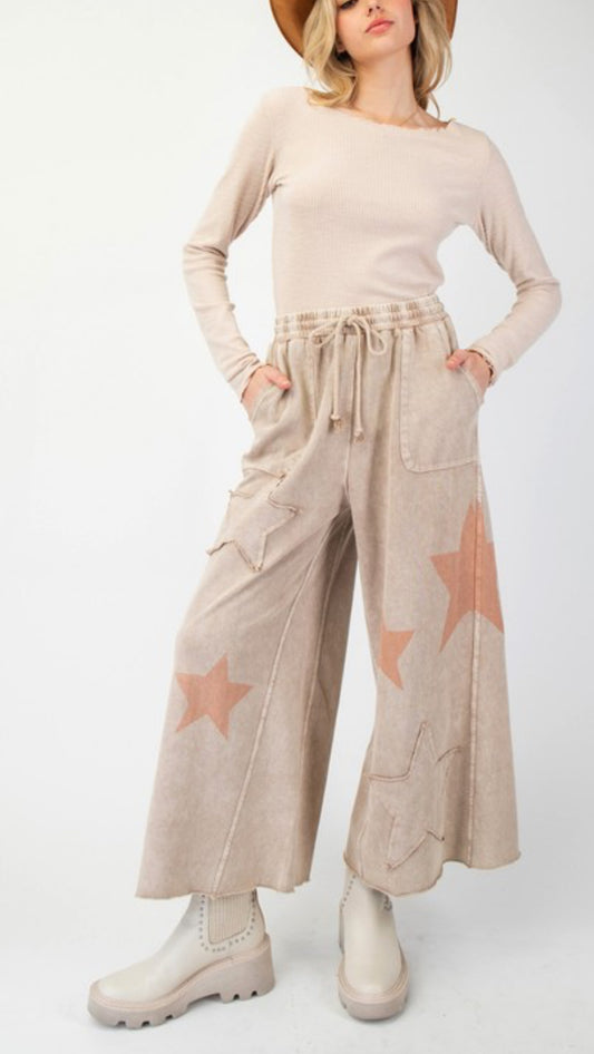 Star Patch Knit Pant