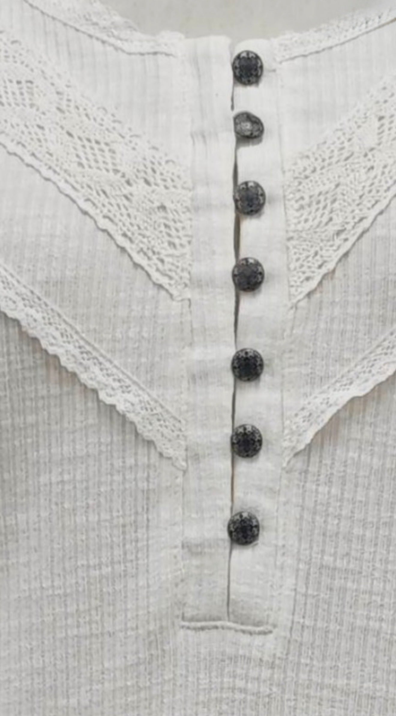 Buttoned Long Sleeve